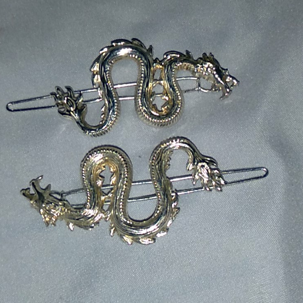 Dragon design hairpin